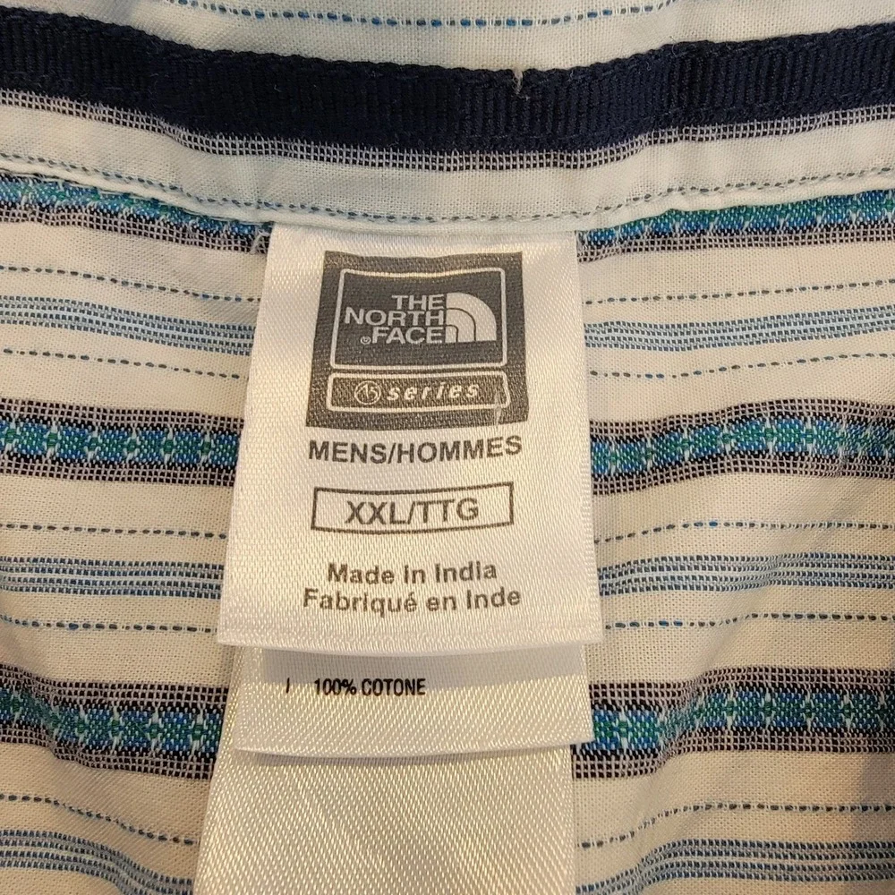 North Face Button Up Shirt Men's Size 2XL Blue White Striped Short Sleeve‎